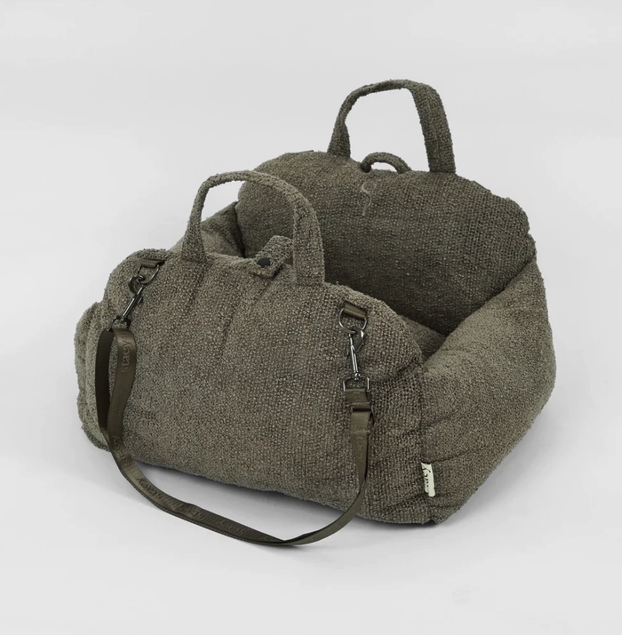 Tova 2-in-1 bílsæti | Chestnut Bouclé