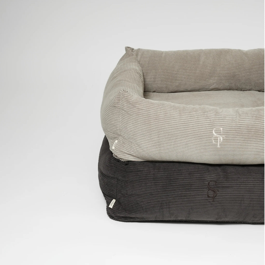 Vera Dog Bed | Dark Oak Corduroy