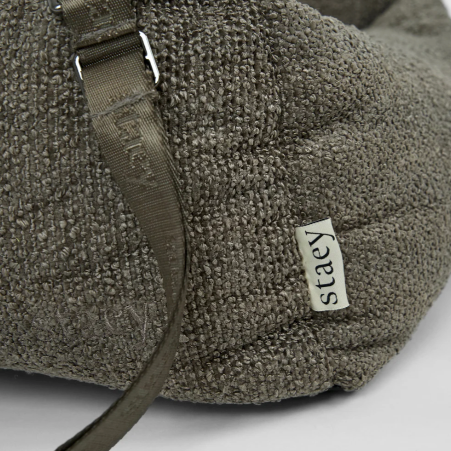 Tova 2-in-1 bílsæti | Chestnut Bouclé